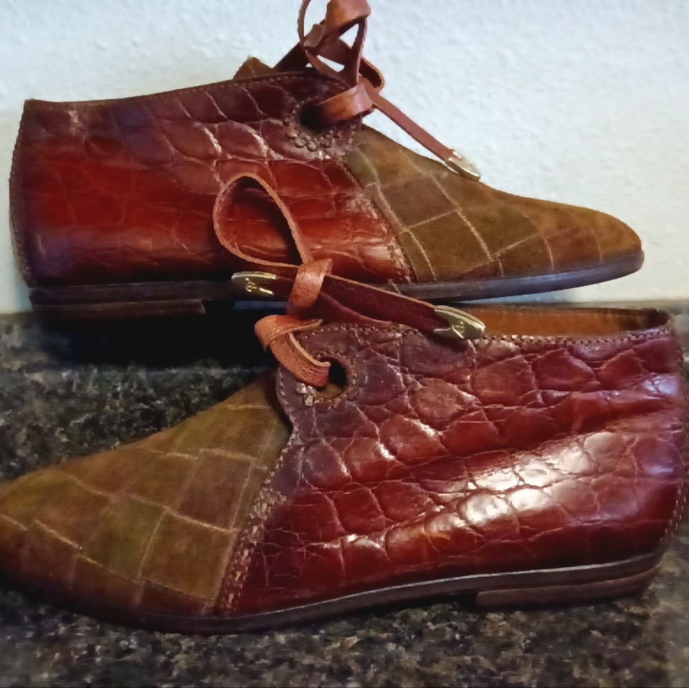 Women's 7.5 VTG Brown Leather Pointed Toe Ankle Booties Shoes